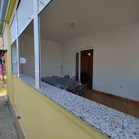 Apartments Kocijan Sukošan Kültér fotó