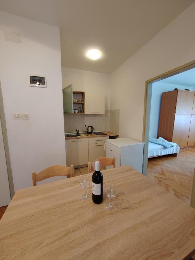 Apartments Kocijan Sukošan Kültér fotó