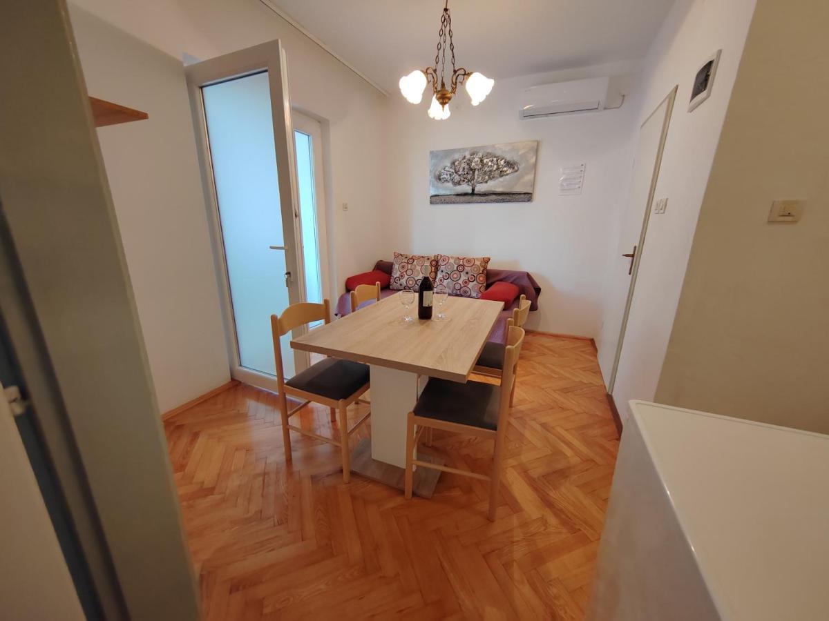 Apartments Kocijan Sukošan Kültér fotó